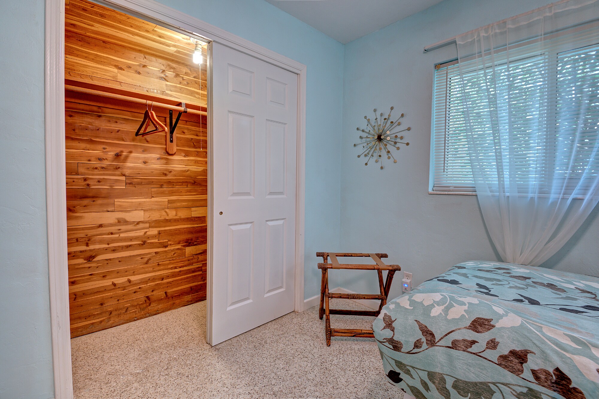 Bedroom 2 Closet - 3605 Iroquois Ave