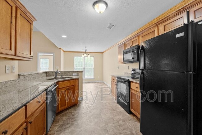 Building Photo - 811 Oshields Ct