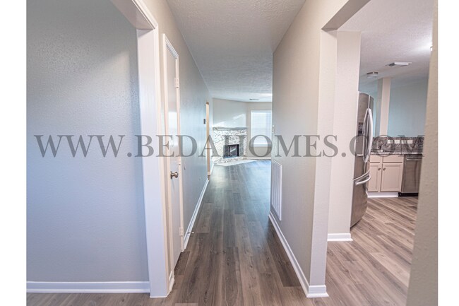 Building Photo - 5365 Tallowwood Terrace
