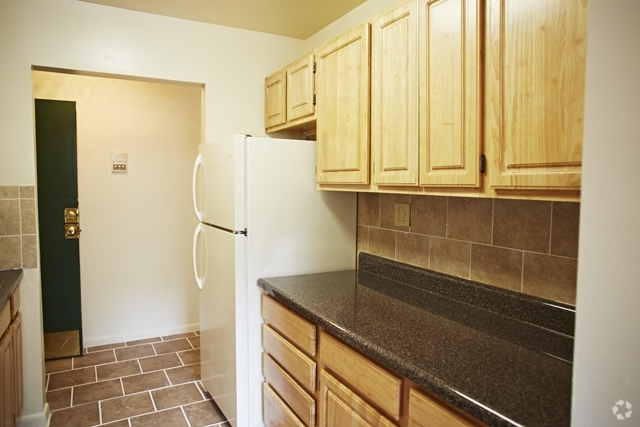 Kitchen - Alexandria Apartments