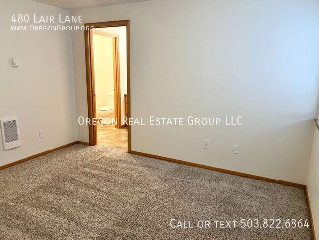 Building Photo - 480 Lair Ln
