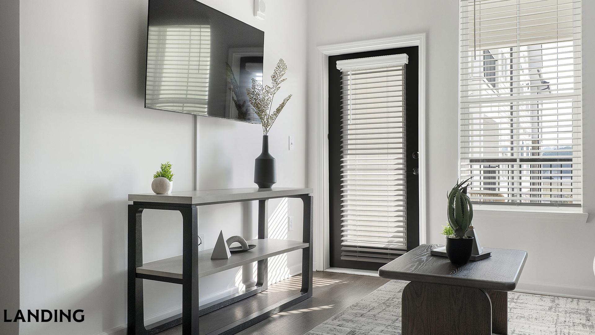 Building Photo - 2800 Milan Ct