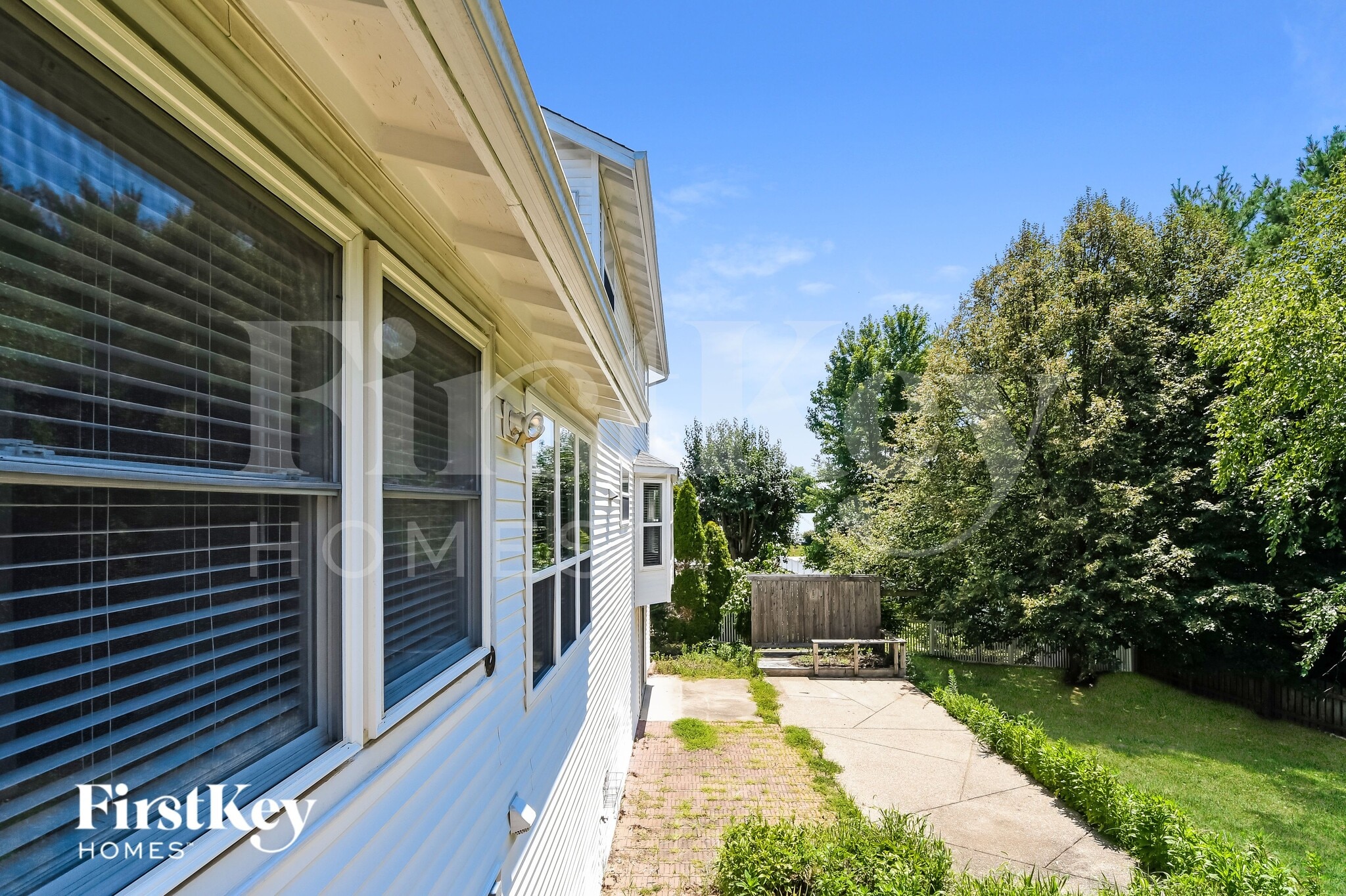 Building Photo - 115 Gunston Hall Dr