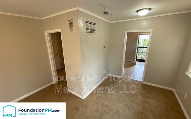 Building Photo - 442 Jacklyn Ave