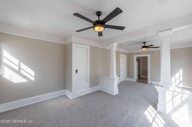 Building Photo - 117 E 4th St