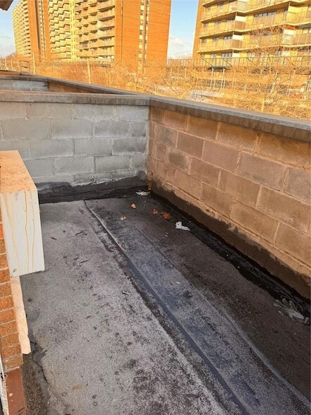 Building Photo - 776 Lincoln Ave