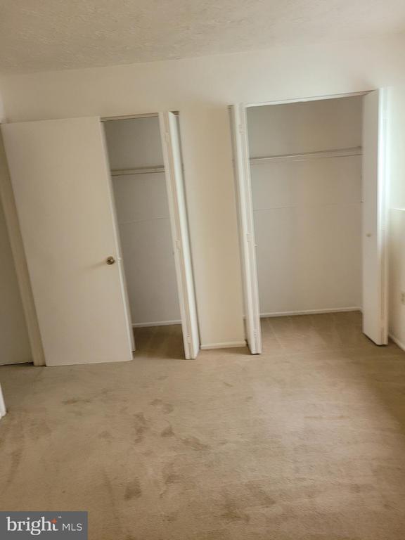 Building Photo - 11425 Honeysuckle Ct