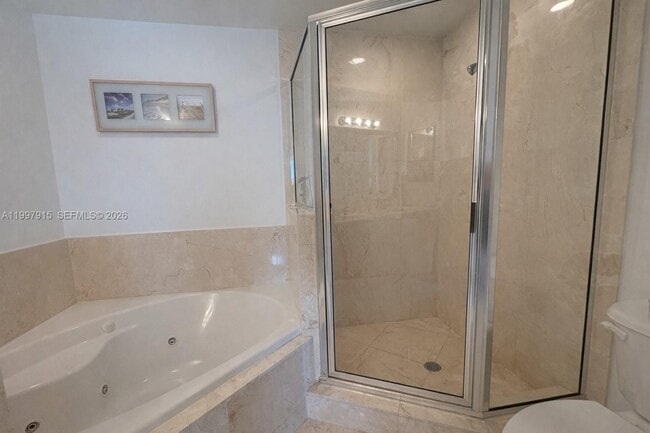 Building Photo - 7900 Harbor Island Dr