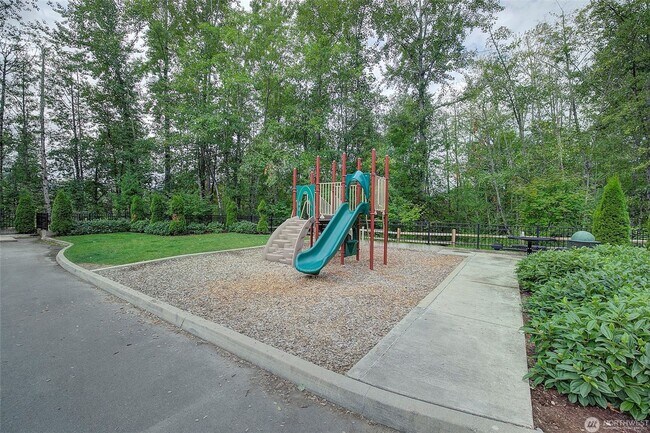 Building Photo - 4Bd/3.25Ba Issaquah House