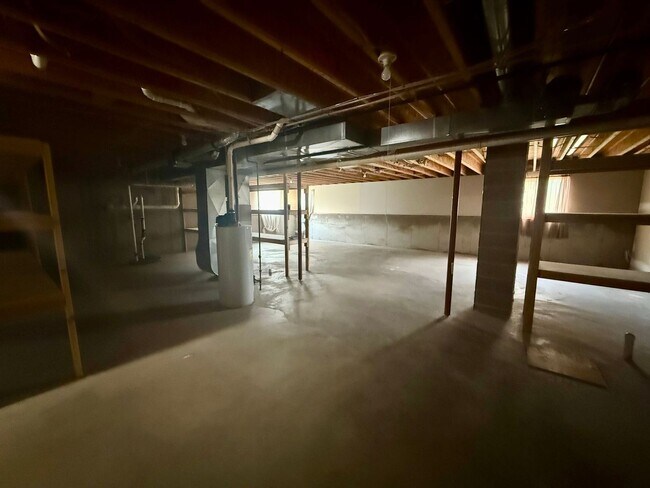 Building Photo - 149913-149913 Wineberry Ln