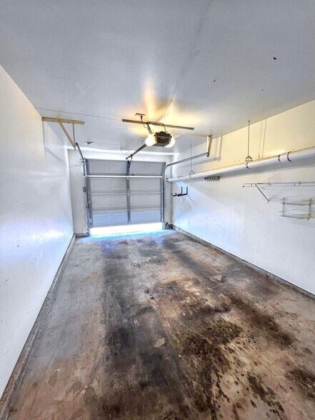 Building Photo - 1730 Timber Ridge Rd