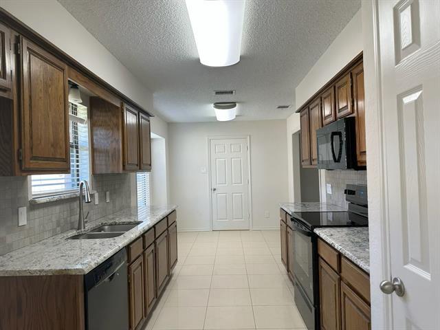 Building Photo - 2033 Espinosa Dr