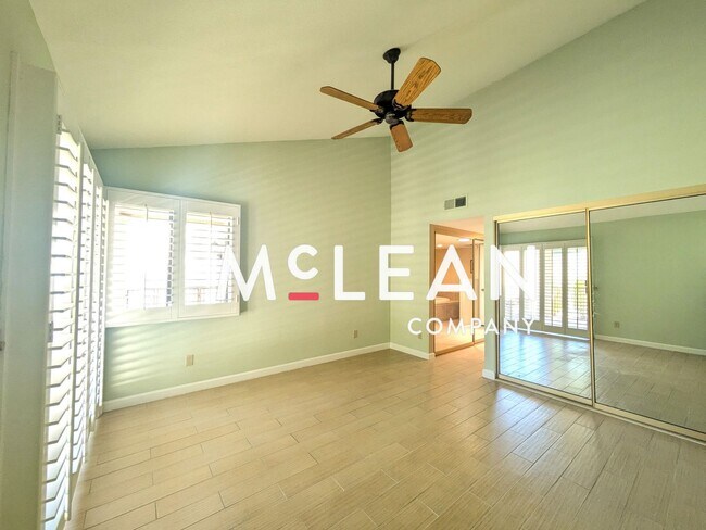 Building Photo - 2 Bedroom 2 Bathroom in South Palm Desert ...