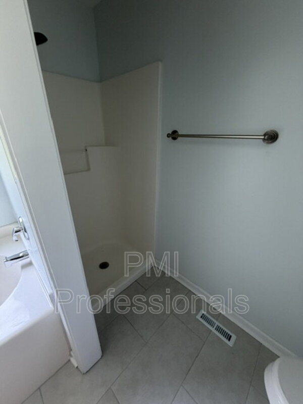 Building Photo - 112 Buena Vista Ct