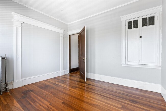 Building Photo - 84 Brayton Rd