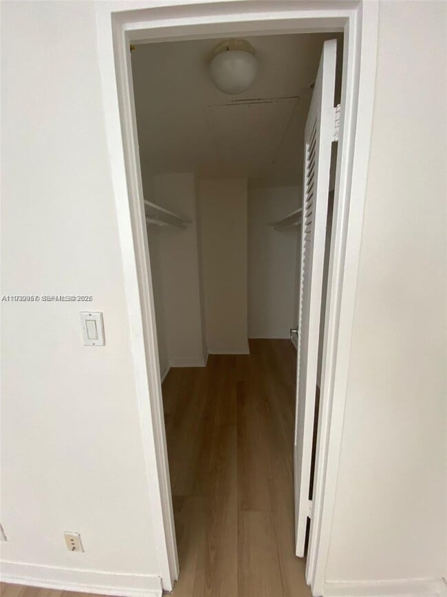 Building Photo - 3001 S Ocean Dr