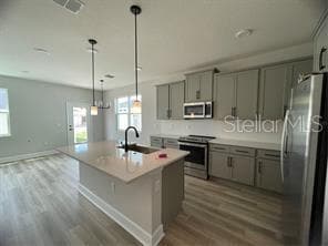 Building Photo - 15260 Ovation Dr