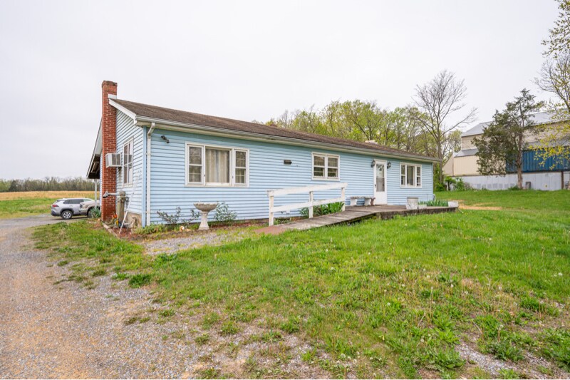 Building Photo - 748 Avondale Rd