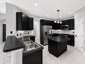 Building Photo - 13714 Hillingdale Ln