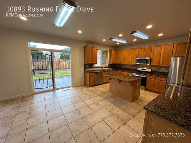 Building Photo - 10893 Rushing Flume Dr
