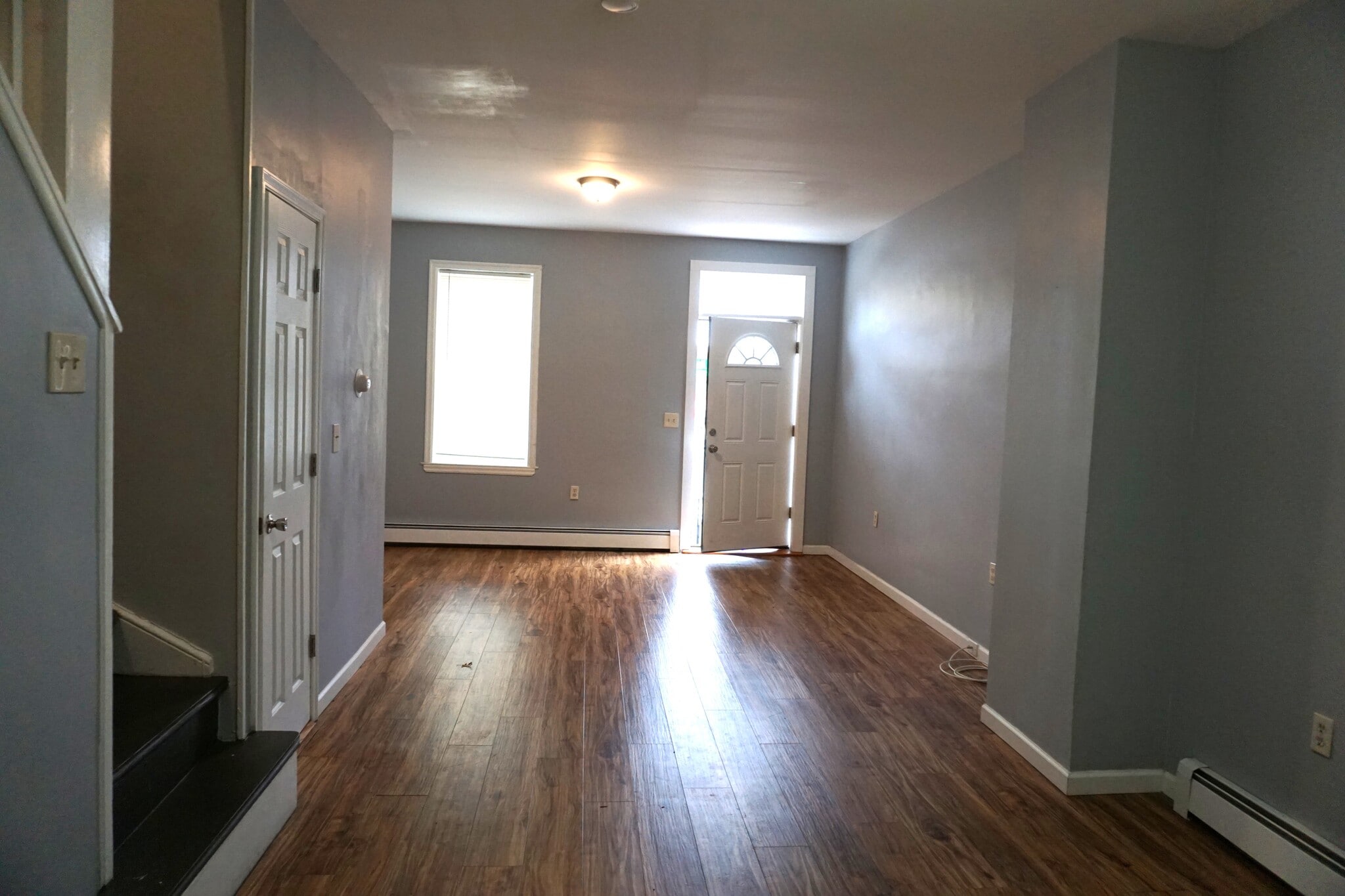 Building Photo - 8 N Delaware Dr