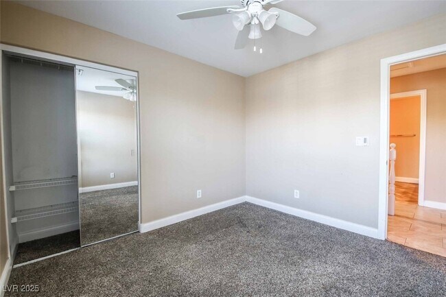 Building Photo - 9120 Ripple Ridge Ave