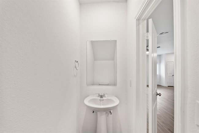 Building Photo - 14313 Sandrock Bnd