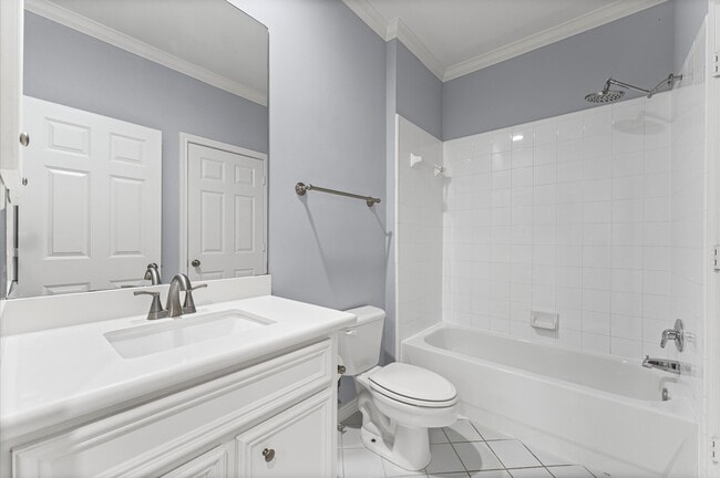 Building Photo - 6839 Staffordshire Blvd