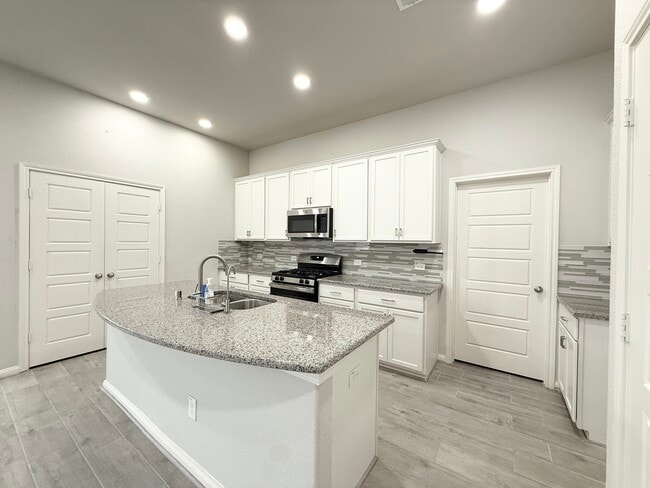 Building Photo - 2731 Glenfield Manor Ln