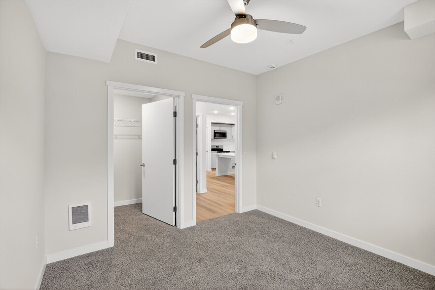 Building Photo - Ascend Meadowdale