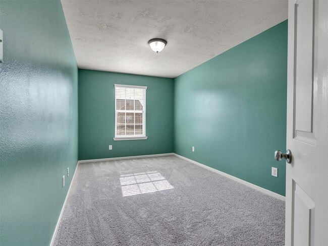 Building Photo - 13035 Jasmine Park Ln