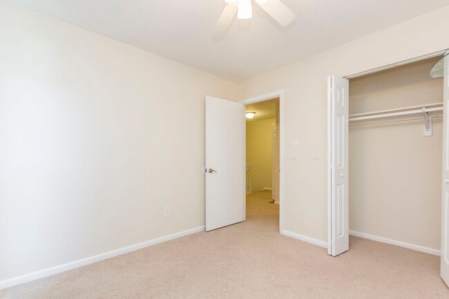 Building Photo - Your Dream Home in Virginia Beach Awaits!