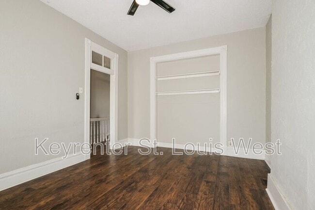 Building Photo - 2821 Henrietta St