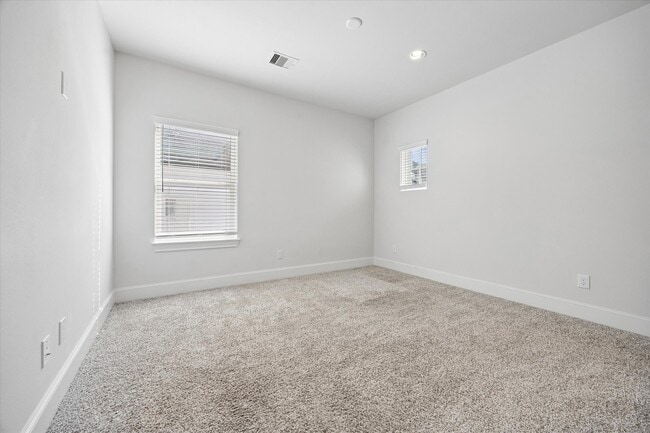 Building Photo - 9663 Kings Cross Station