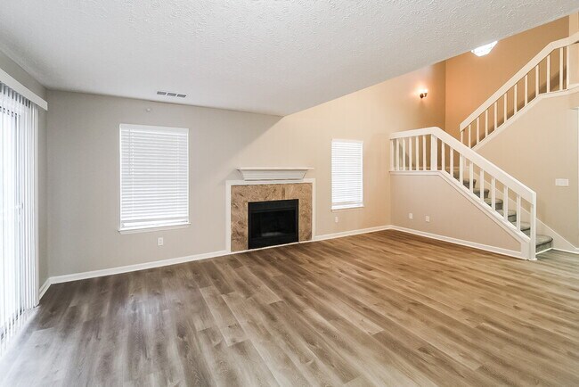 Building Photo - 1970 Corners Cir