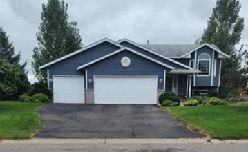 Building Photo - 5726 Egret Ave