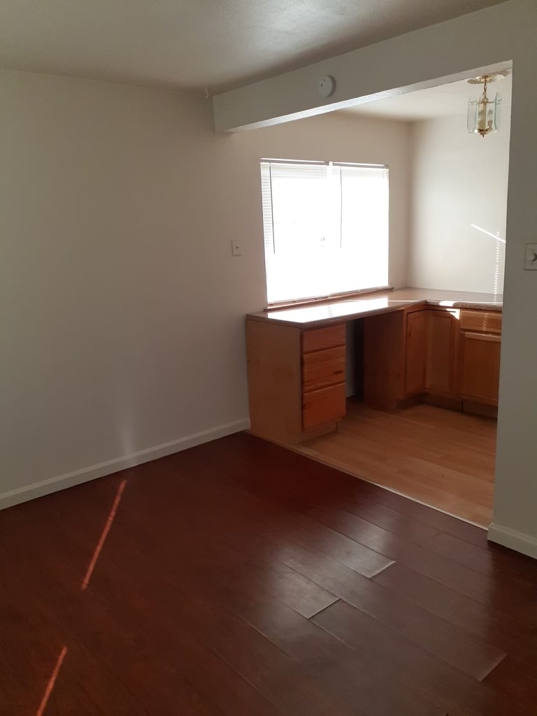 Building Photo - 2514 Telegraph Rd