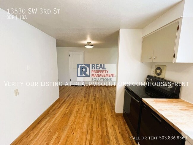 Building Photo - 13530 SW 3rd St