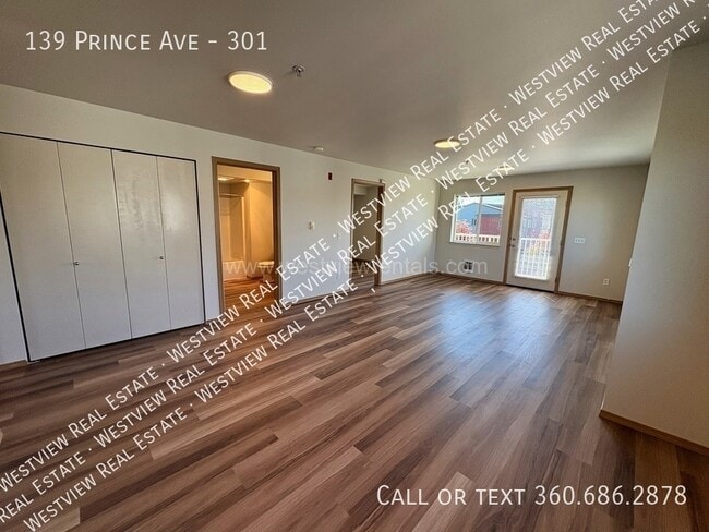 Building Photo - 139 Prince Ave