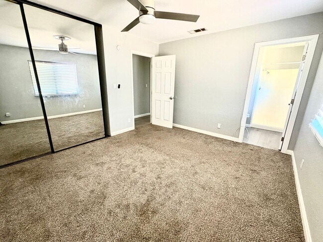 Building Photo - Welcoming 3 Bedroom 1.5 Bathroom Home
