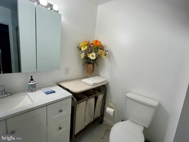 Building Photo - 18624 Walkers Choice Rd