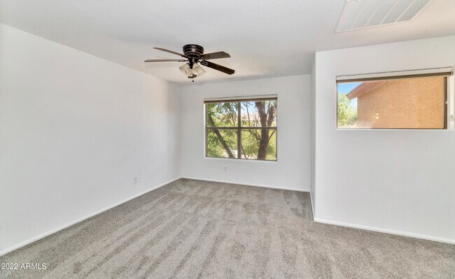 Building Photo - 3617 E Potter Dr