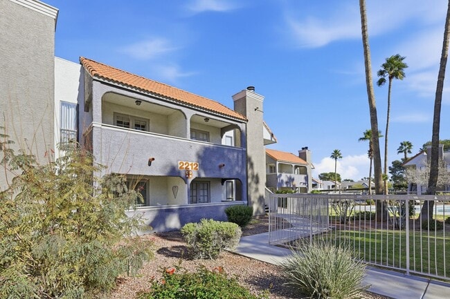 Building Photo - Status: Accepting Applications