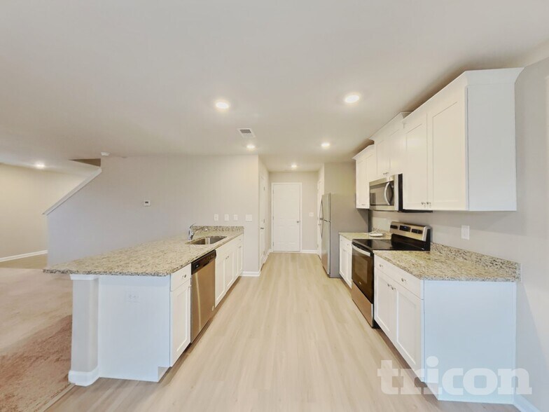 Building Photo - 205 Coleshill Rd