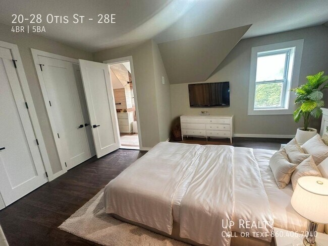 Building Photo - 20-28 Otis St-28E