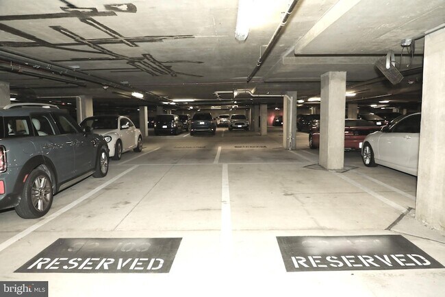 Building Photo - 1111 Oronoco St