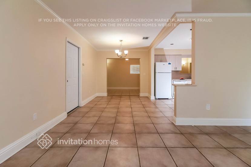 Building Photo - 7041 SW 2nd Ct