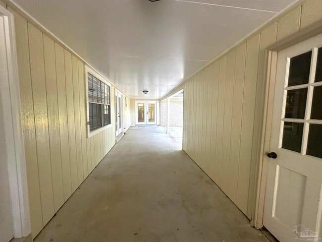 Building Photo - 3202 Swan Ln