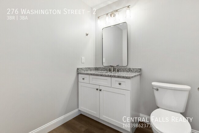 Building Photo - 276 Washington St