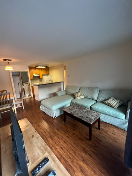 Building Photo - 213 Boardwalk Pl